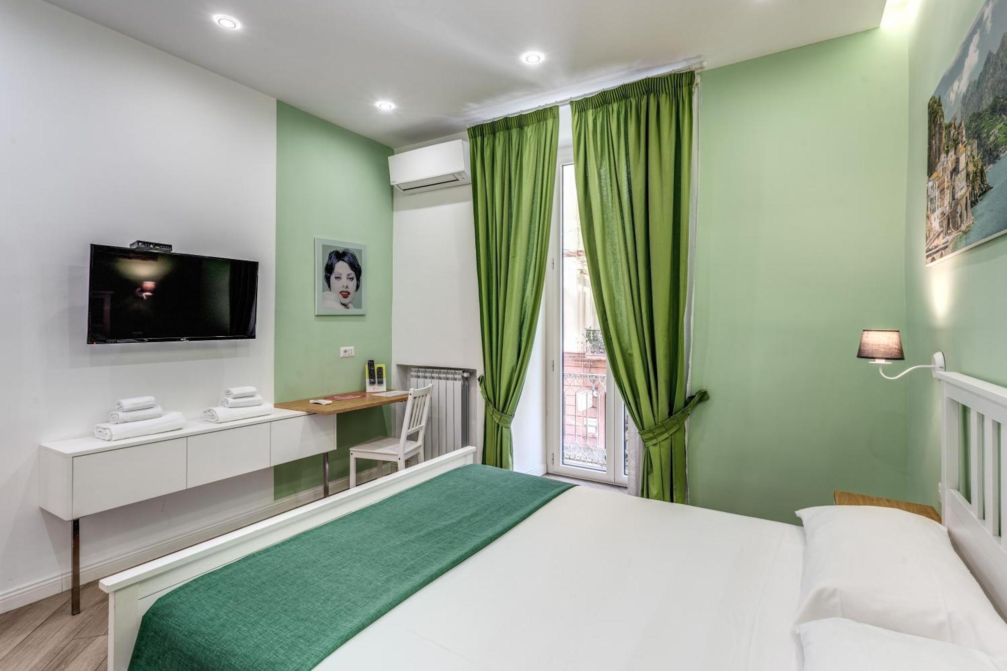 Casa Galu' Bed & Breakfast เนเปิลส์ ภายนอก รูปภาพ