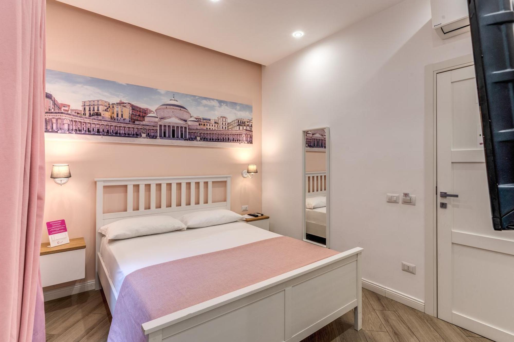 Casa Galu' Bed & Breakfast เนเปิลส์ ภายนอก รูปภาพ
