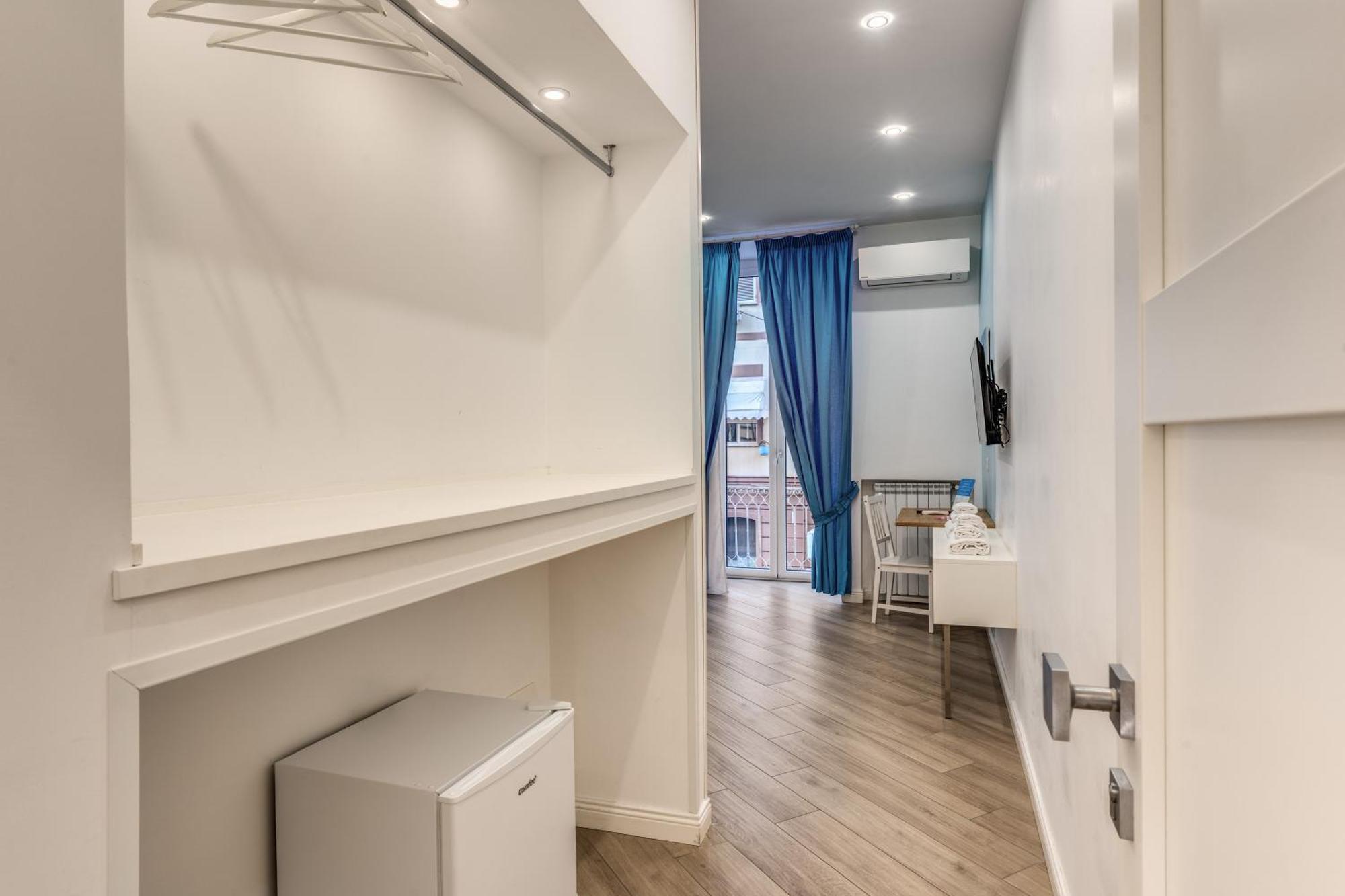 Casa Galu' Bed & Breakfast เนเปิลส์ ภายนอก รูปภาพ