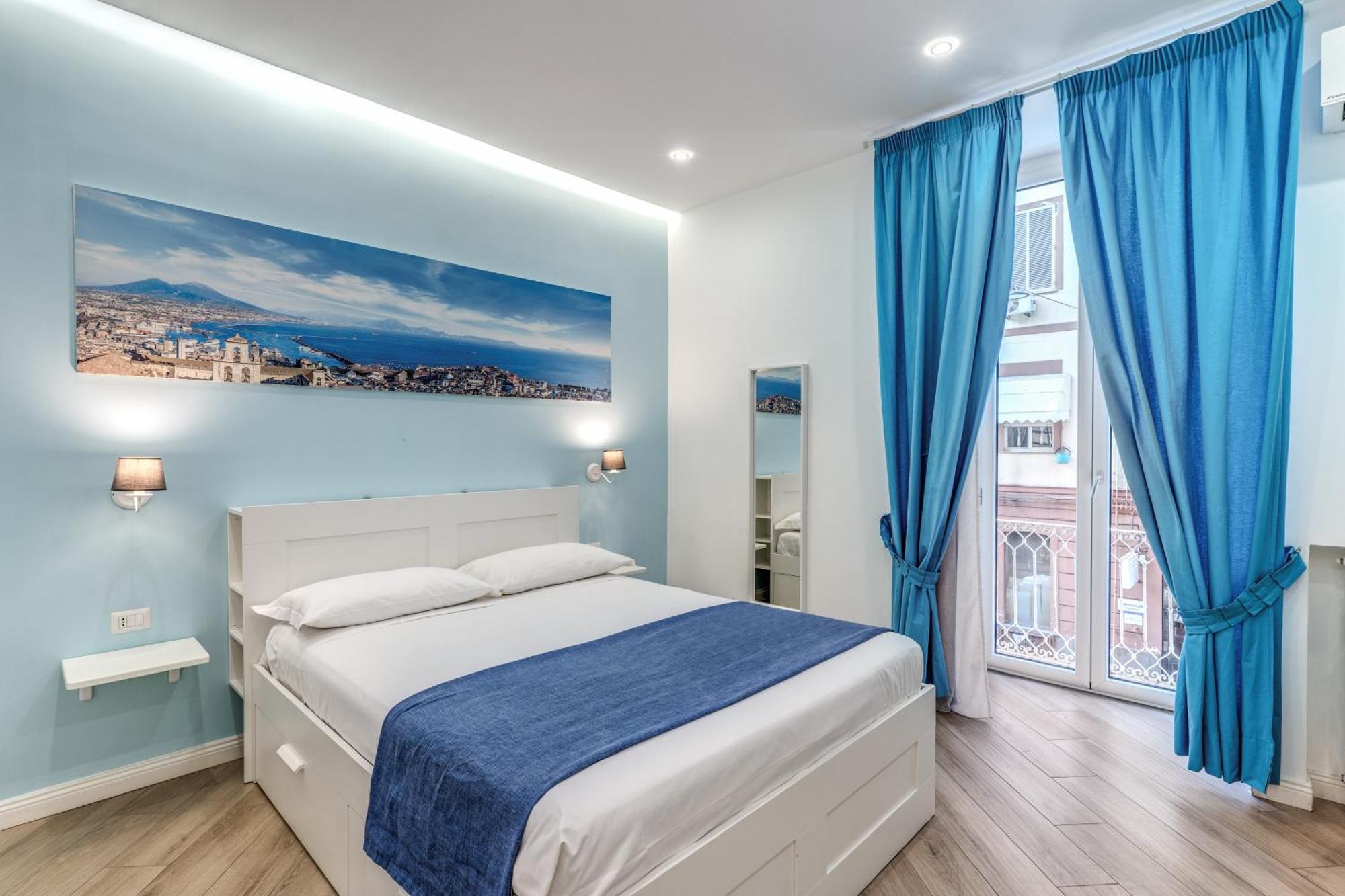 Casa Galu' Bed & Breakfast เนเปิลส์ ภายนอก รูปภาพ